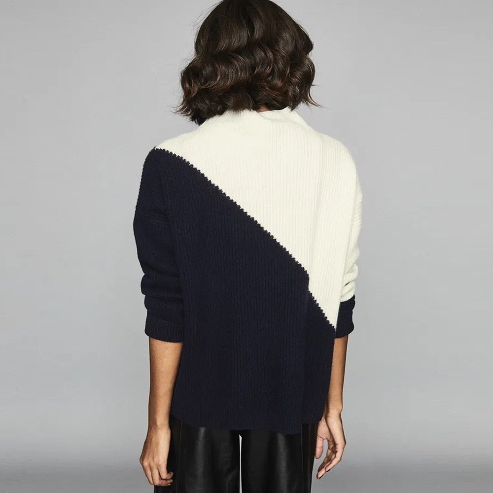 Reiss - Lizzie Cashmere & Wool Blend Sweater - Ivory and Navy - Picture 3 of 14